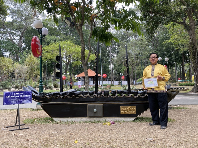 Bộ đàn đá núi lửa nặng 5 tấn, 'có một không hai' tại Việt Nam - Ảnh 3.