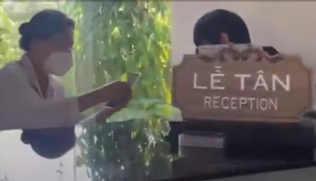 Đà Lạt xử phạt khách sạn “kỳ thị” du khách người Việt gốc Hoa - Ảnh 2. Đà Lạt xử phạt khách sạn “kỳ thị” du khách người Việt gốc Hoa - Ảnh 2.