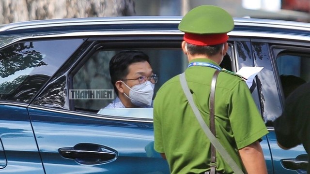 Vụ án Nguyễn Phương Hằng: VKS tiếp tục đề nghị điều tra bổ sung vai trò của cố vấn pháp lý Đặng Anh Quân - Ảnh 1.