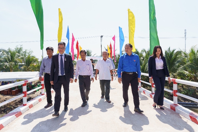 Masterise Group khánh thành cây cầu thuộc chương trình ‘Build a Better Future’ tại tỉnh Đồng Tháp - Ảnh 4.