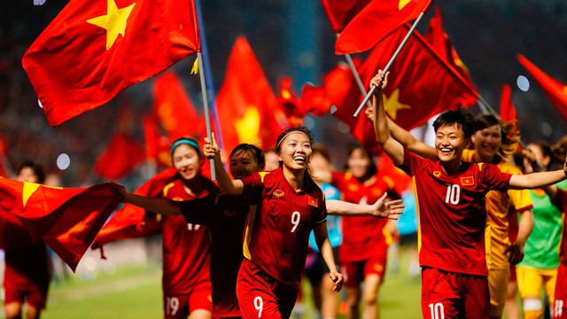 Việt Nam sẽ được tận mắt chứng kiến cúp vàng World Cup nữ 2023 - Ảnh 2.