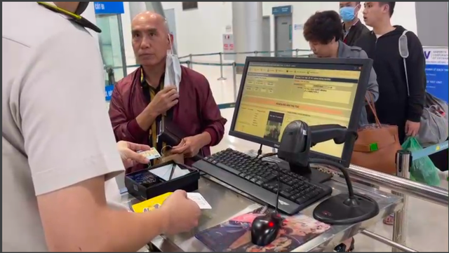 Sân bay đầu tiên thí điểm nhận diện khuôn mặt làm thủ tục check in - Ảnh 1.