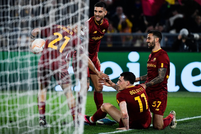 Kết quả Europa League, AS Roma 2-0 Salzburg: Mourinho 'lội ngược dòng' thành công - Ảnh 2.