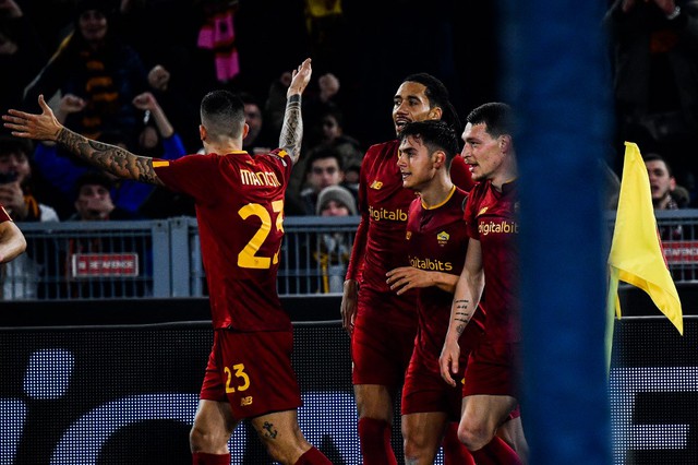 Kết quả Europa League, AS Roma 2-0 Salzburg: Mourinho 'lội ngược dòng' thành công - Ảnh 4.