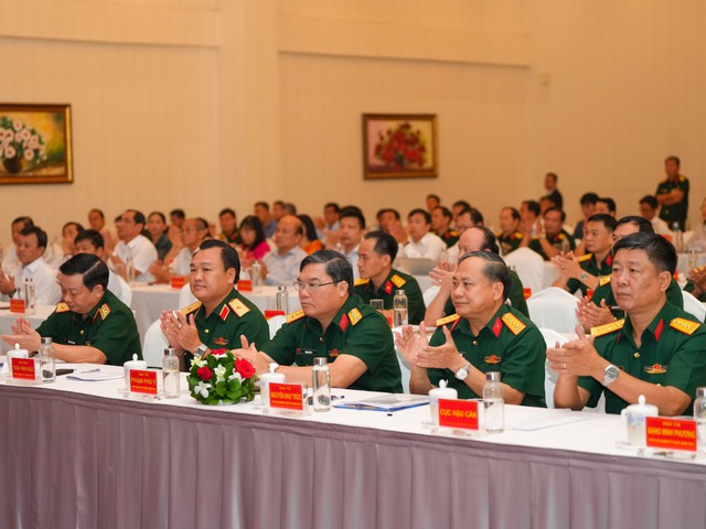 Quân khu 7 tăng cường phối hợp ngành tuyên giáo, báo chí trong tình hình mới - Ảnh 3. Quân khu 7 tăng cường phối hợp ngành tuyên giáo, báo chí trong tình hình mới - Ảnh 3.