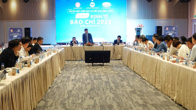 Các đại biểu tham dự diễn đàn Kinh tế báo chí năm 2023