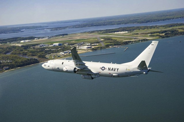 Máy bay quân sự Mỹ bay qua eo biển Đài Loan, Trung Quốc lên án - Ảnh 1.