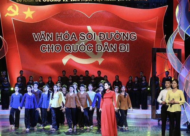 Chương trình nghệ thuật đặc biệt kỷ niệm 80 năm Đề cương về Văn hóa Việt Nam - Ảnh 4.