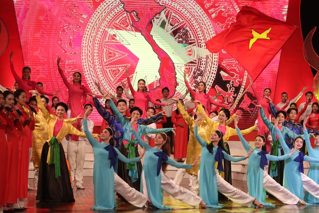 Chương trình nghệ thuật đặc biệt kỷ niệm 80 năm Đề cương về Văn hóa Việt Nam - Ảnh 2.