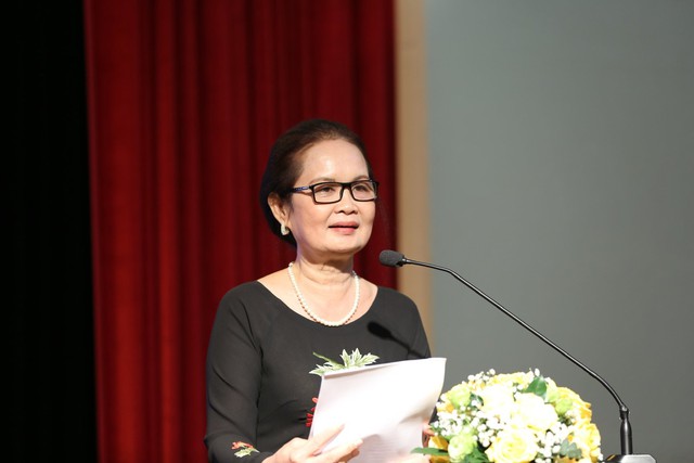 Nhà thơ Khét nói gì nhận giải thưởng Tác giả trẻ Hội Nhà văn Việt Nam  - Ảnh 1.