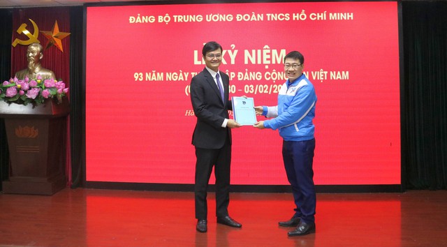 Anh Bùi Quang Huy: 'Đảng ta đã tích lũy và đúc rút được nhiều bài học quý báu' - Ảnh 2.