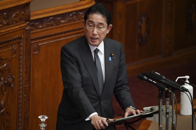 Thủ tướng Fumio Kishida đã sa thải thư ký vì có phát ngôn phân biệt với người thuộc cộng đồng LGBT