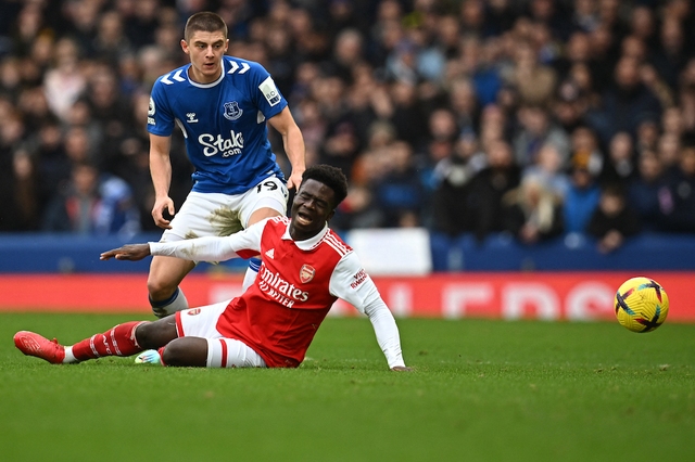 Ngoại hạng Anh: Everton gây sốc khi hạ Arsenal trong trận ra mắt tân HLV - Ảnh 1.
