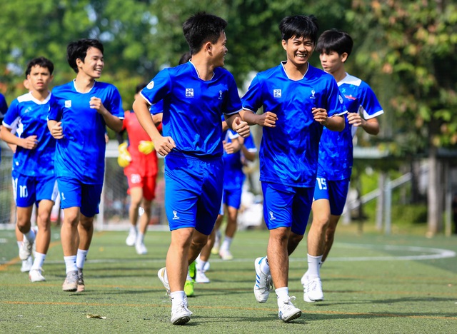 Giải bóng đá Thanh Niên Sinh viên Việt Nam -  Cúp Café De Măng Đen lần 1 - 2023: Đầu tư lớn cho bóng đá sinh viên   - Ảnh 1.