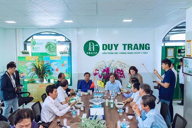 Đoàn công tác của Bộ NN-PTNT thăm Nhà máy sản xuất rong biển DT Group - Ảnh 3.