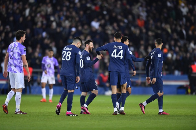 Ligue 1: Messi ghi siêu phẩm giúp PSG đánh bại Toulouse - Ảnh 1.