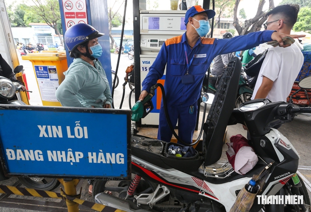 Xăng dầu tiếp tục được ưu đãi thuế đến hết năm nay- Ảnh 1.
