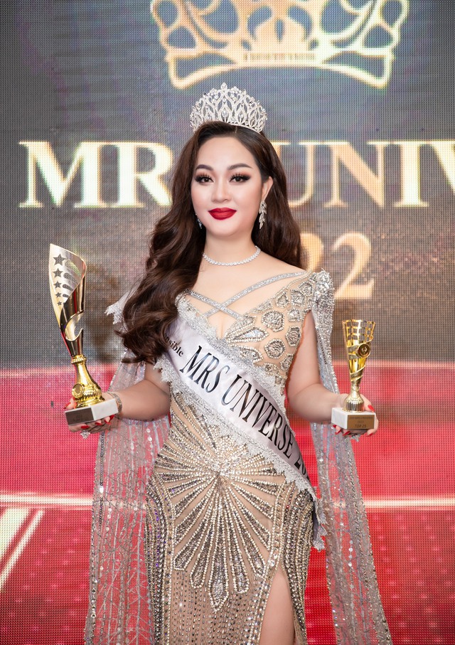 Người đẹp Cộng hòa Udmurtia thuộc Nga đăng quang Mrs Universe, Việt Nam giành á hậu 1 - Ảnh 2.