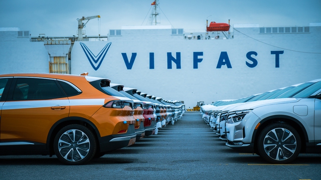 Lô ô tô điện VinFast đầu tiên xuất khẩu sang Mỹ vẫn chưa đến tay khách hàng - Ảnh 3.