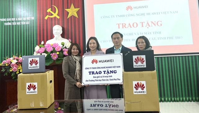 Huawei Việt Nam đưa công nghệ trong giáo dục đến vùng cao - Ảnh 1.