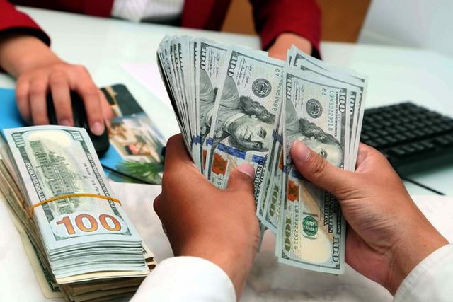 Giá USD hôm nay 3.1.2024: 'Đô' tự do tăng lên 24.800 đồng- Ảnh 1.