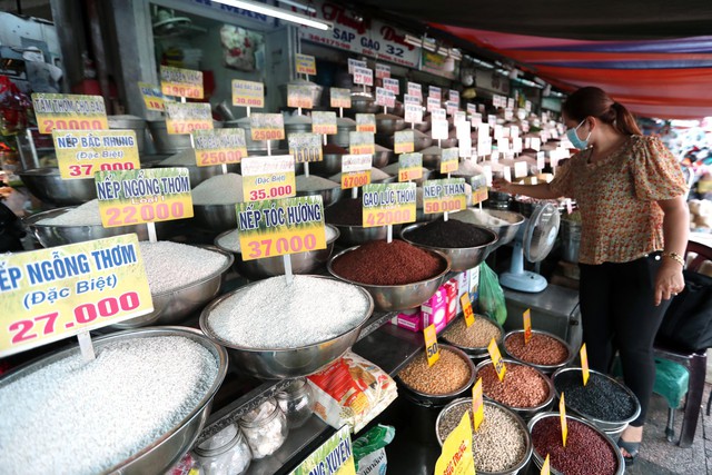 Gạo Việt Nam mất giá 20 USD/tấn, Ấn Độ tiếp tục hạn chế xuất khẩu - Ảnh 1.