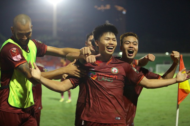 Vòng 2 V-League 2023: CLB Bình Định thắng lớn, SLNA và Thanh Hóa chia điểm - Ảnh 1.