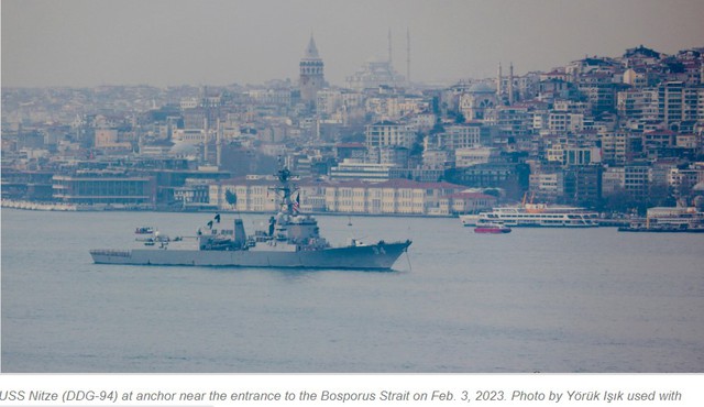 Tàu chiến Mỹ lần đầu tiến sát biển Đen từ đầu xung đột Ukraine - Ảnh 1.
