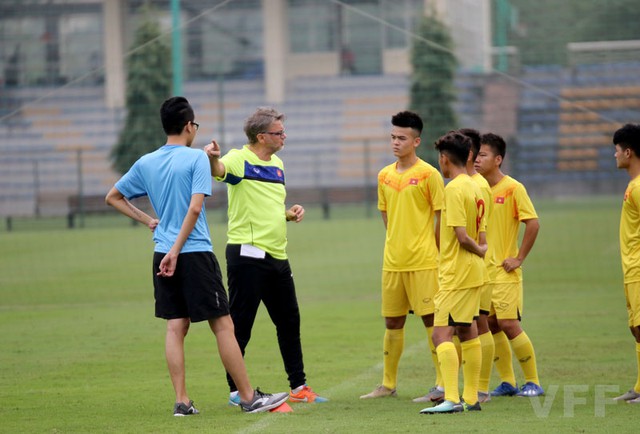 Tân HLV trưởng đội tuyển Việt Nam từng trả lời Thanh Niên về ước vọng World Cup - Ảnh 1.