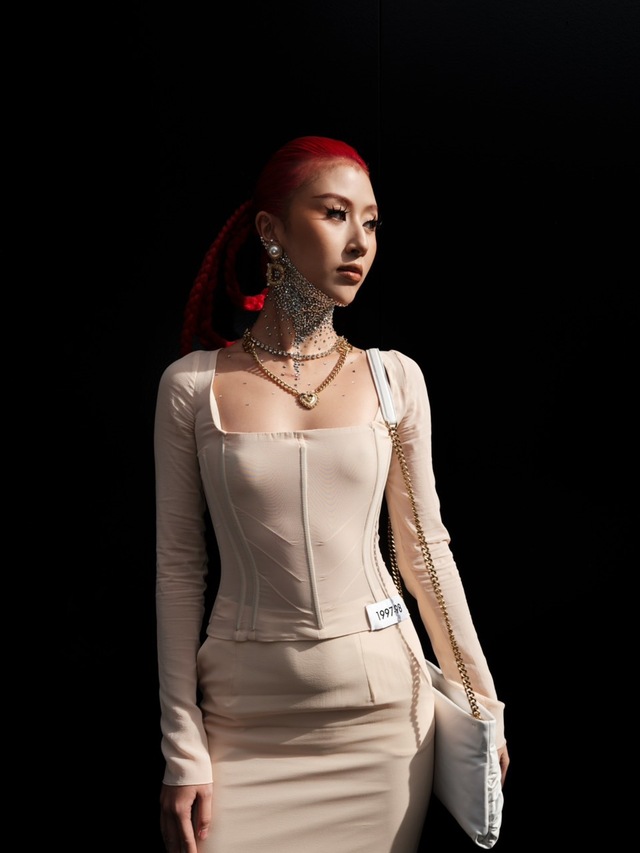 Quỳnh Anh Shyn lập kỷ lục với 8 show diễn liên tiếp tại Milan Fashion Week - Ảnh 2.