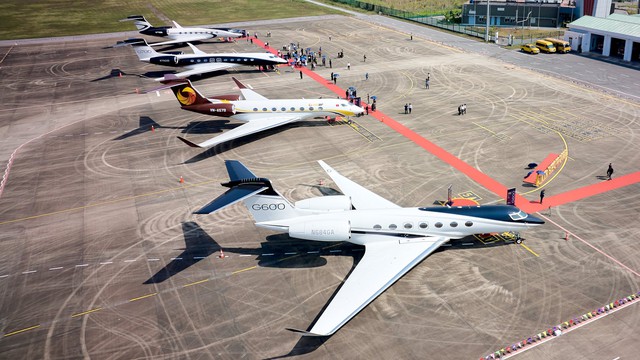 Dàn chuyên cơ siêu sang Gulfstream trong lần triển lãm tại sân bay Vân Đồn cuối năm 2022