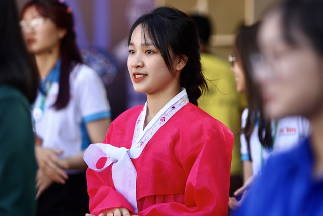 TVMT tại Đà Lạt:Thích thú khi sinh viên hóa trang thành thiếu nữ Nhật Bản, Hàn Quốc  - Ảnh 3.