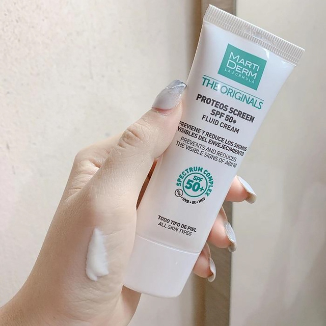 Kem chống nắng nóng MartiDerm The Originals Proteos Screen SPF50+ Fluid Cream