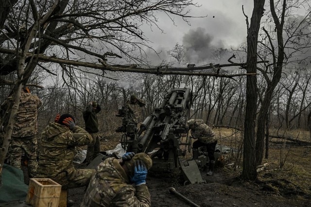 Ukraine nói hơn 500 binh sĩ Nga thương vong trong một ngày ở Bakhmut - Ảnh 1.
