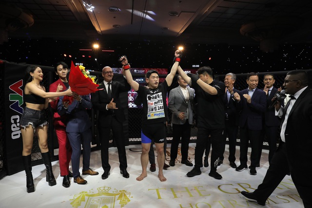 Những màn knock-out chớp nhoáng tại giải MMA quốc tế AFC 23 - Ảnh 2.
