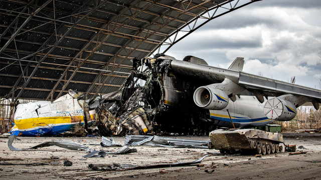 Ukraine bắt cựu quan chức khiến máy bay vận tải lớn nhất thế giới bị phá hủy - Ảnh 1.