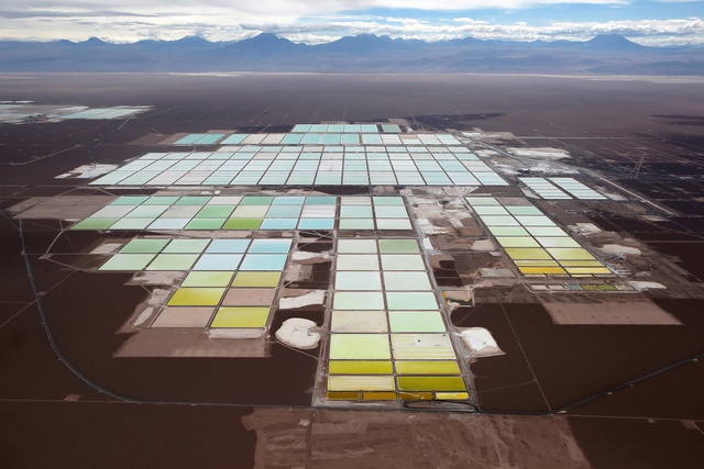 Một mỏ lithium tại Chile