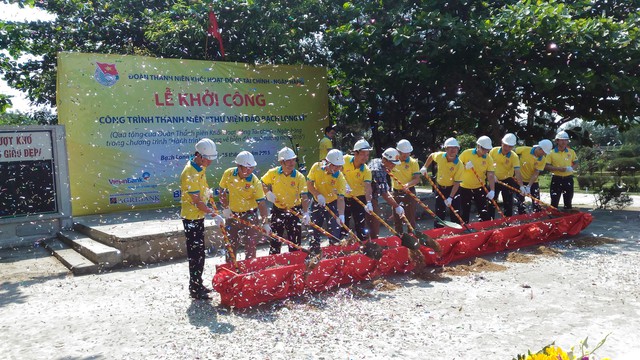 Những công trình 'khai hoang' trên đảo Bạch Long Vĩ - Ảnh 2.