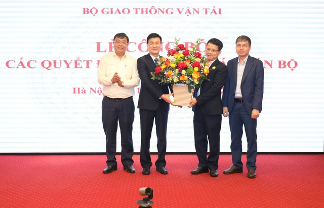 Bộ trưởng GTVT: Huy động đăng kiểm viên bị khởi tố được tại ngoại, đã nghỉ hưu - Ảnh 2.