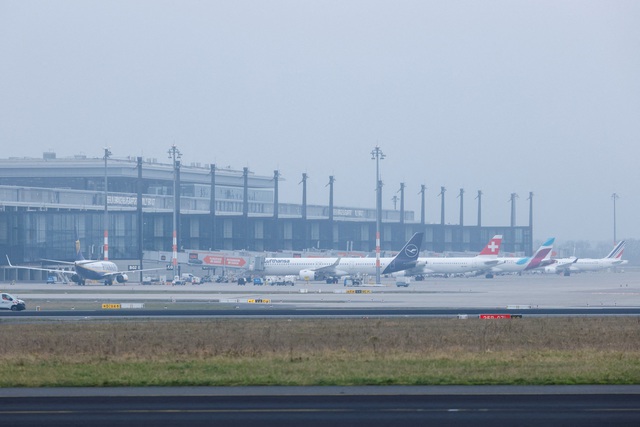 Hàng loạt chuyến bay tại Đức sắp bị hủy vì đình công - Ảnh 1.