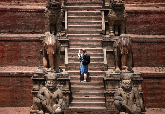Nepal nêu lý do cấm du khách phượt một mình - Ảnh 1.