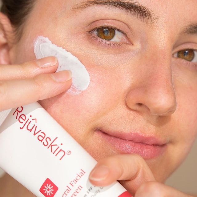 Kem chống nắng Rejuvaskin Mineral Facial Sunscreen bảo vệ làn da tối ưu
