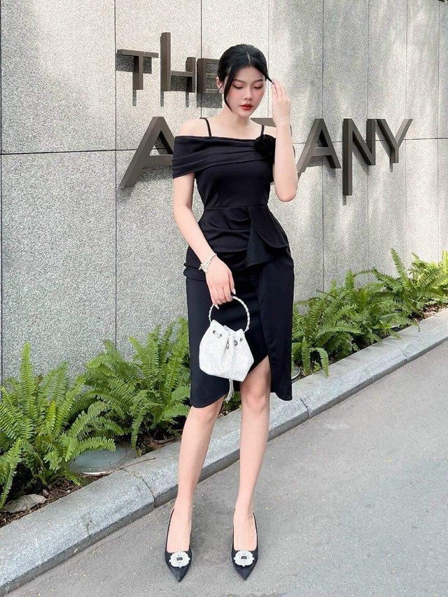 Đầm body cổ vuông tay dài xẻ trước màu đen chất thun borip kiểu ôm sexy  quyến rũ mặc đi học đi chơi đi tiệc du lịch  MixASale