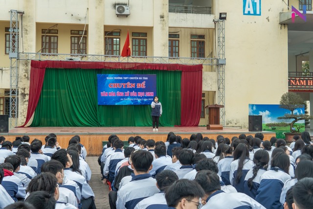 Ngôi trường có học sinh lớp 10 đạt điểm thủ khoa toán học sinh giỏi quốc gia - Ảnh 2.