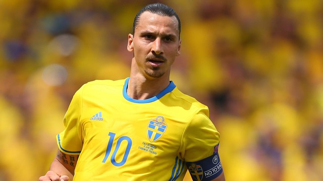  Zlatan Ibrahimovic trở lại đội tuyển Thụy Điển ở tuổi 41 - Ảnh 1.