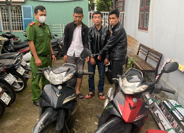 Trộm cắp xe máy ở Quảng Nam, gửi ra Đà Nẵng tiêu thụ thì bị bắt - Ảnh 1.