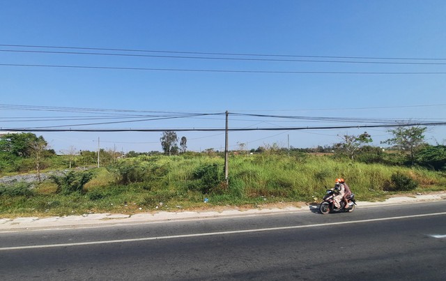 Vĩnh Long:Kiến nghị xử lý nhiều cán bộ 'phù phép' 18 thửa đất giá 5,1 tỉ đồng - Ảnh 2.