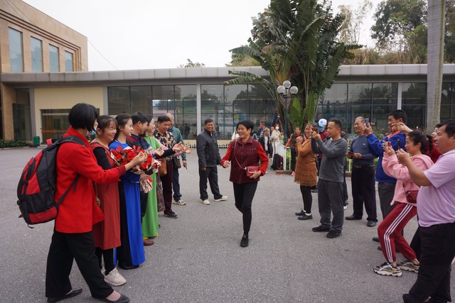 Quảng Ninh: Móng Cái đón 30 khách Trung Quốc theo tour trở lại sau 3 năm - Ảnh 3.