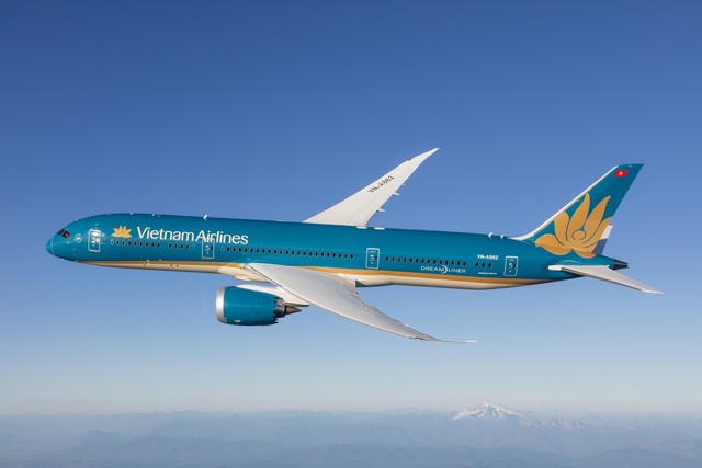 Bắt 3 tiếp viên Vietnam Airlines nghi ngờ xách ma túy, thuốc lắc từ Pháp về - Ảnh 1.