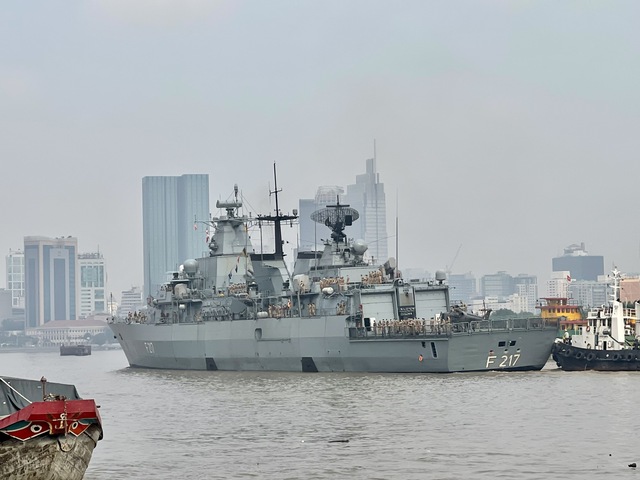 EU tăng cường sự hiện diện hải quân ở Biển Đông - Ảnh 1.